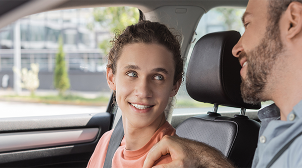 Essential Safe Driving Tips for Teens thumbnail
